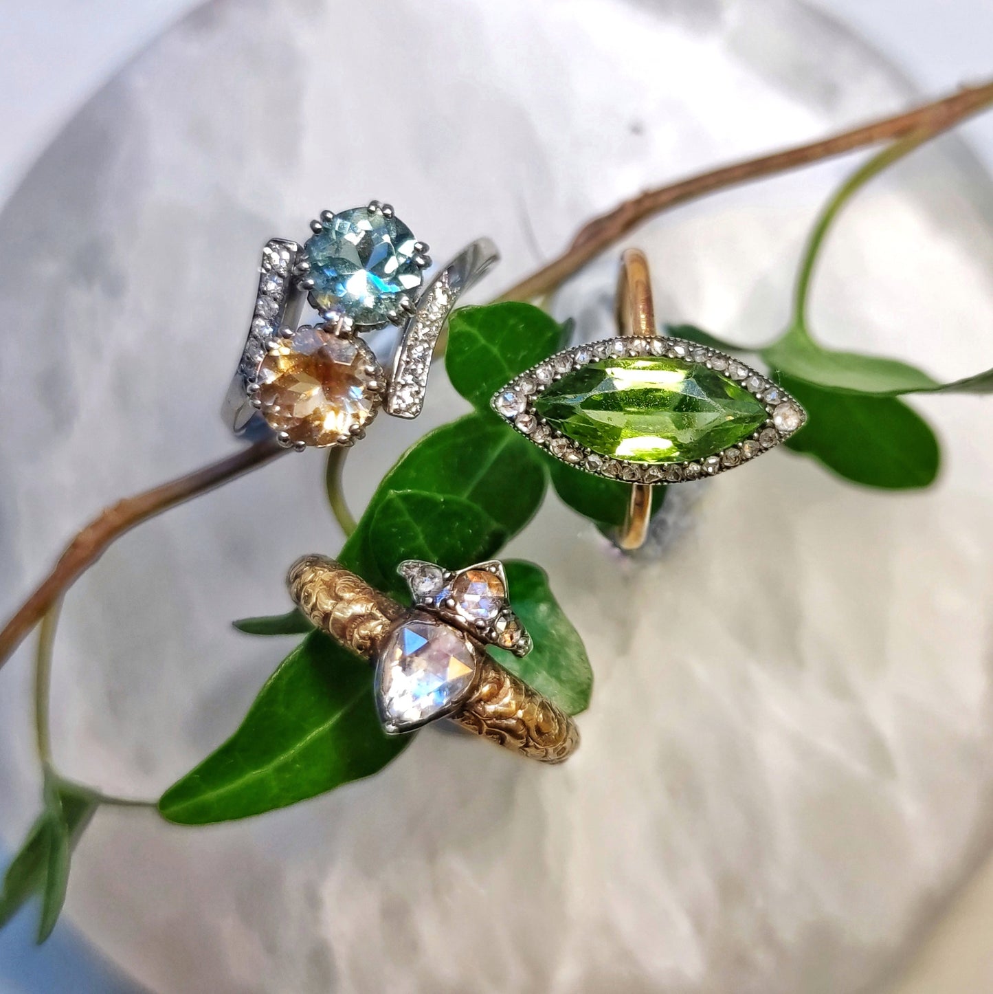 Crowned heart ring with diamonds