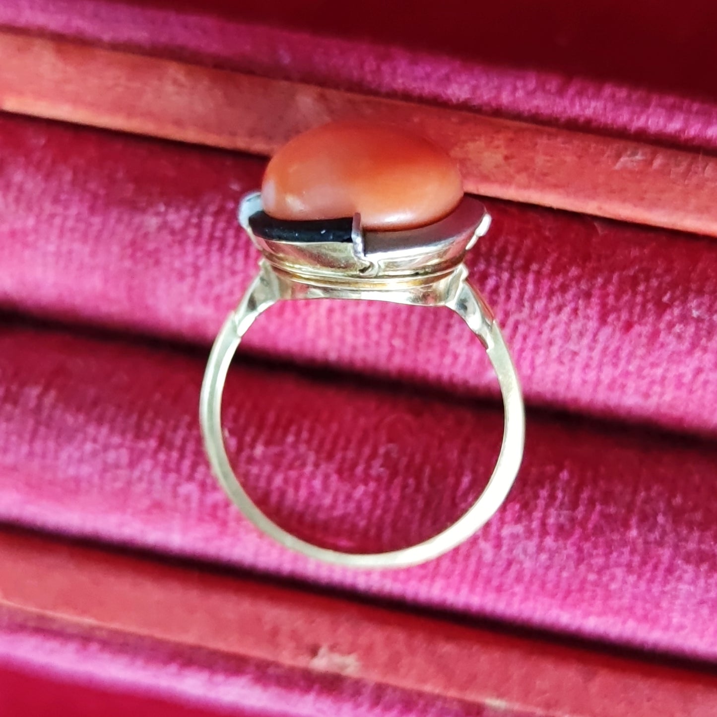 The coral Art Deco ring